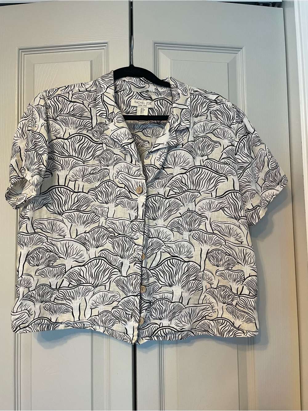 Rachel Zoe Black & White Short-Sleeve Printed Button-Down Shirt